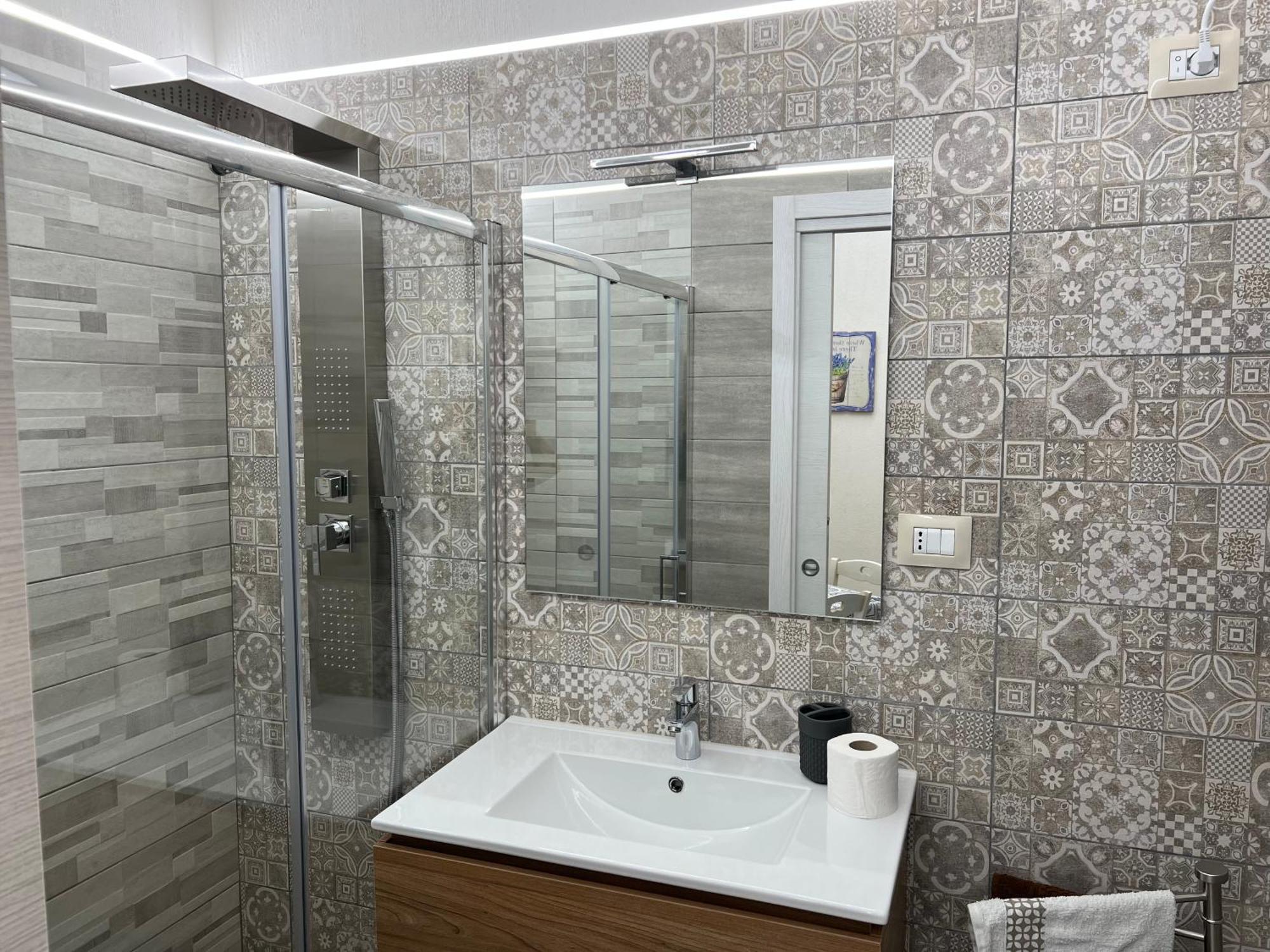 Suite Cavour Luxury Home Taranto Exterior photo